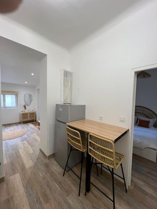 Tres Bel Appartement Neuf Aviñón Exterior foto